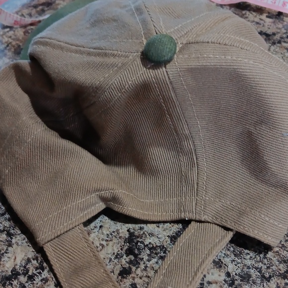 HAT - Picture 4 of 4